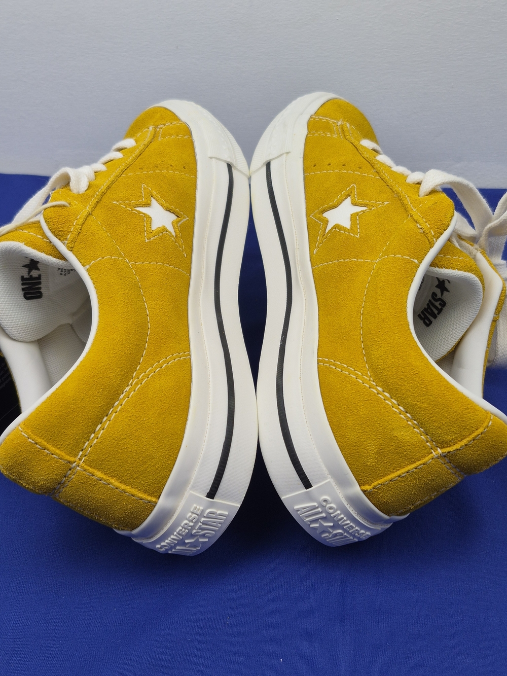 Converse Men One Star 95 OX Yellow/Vintage White Everyday Sneaker A14713C - Picture 7 of 9